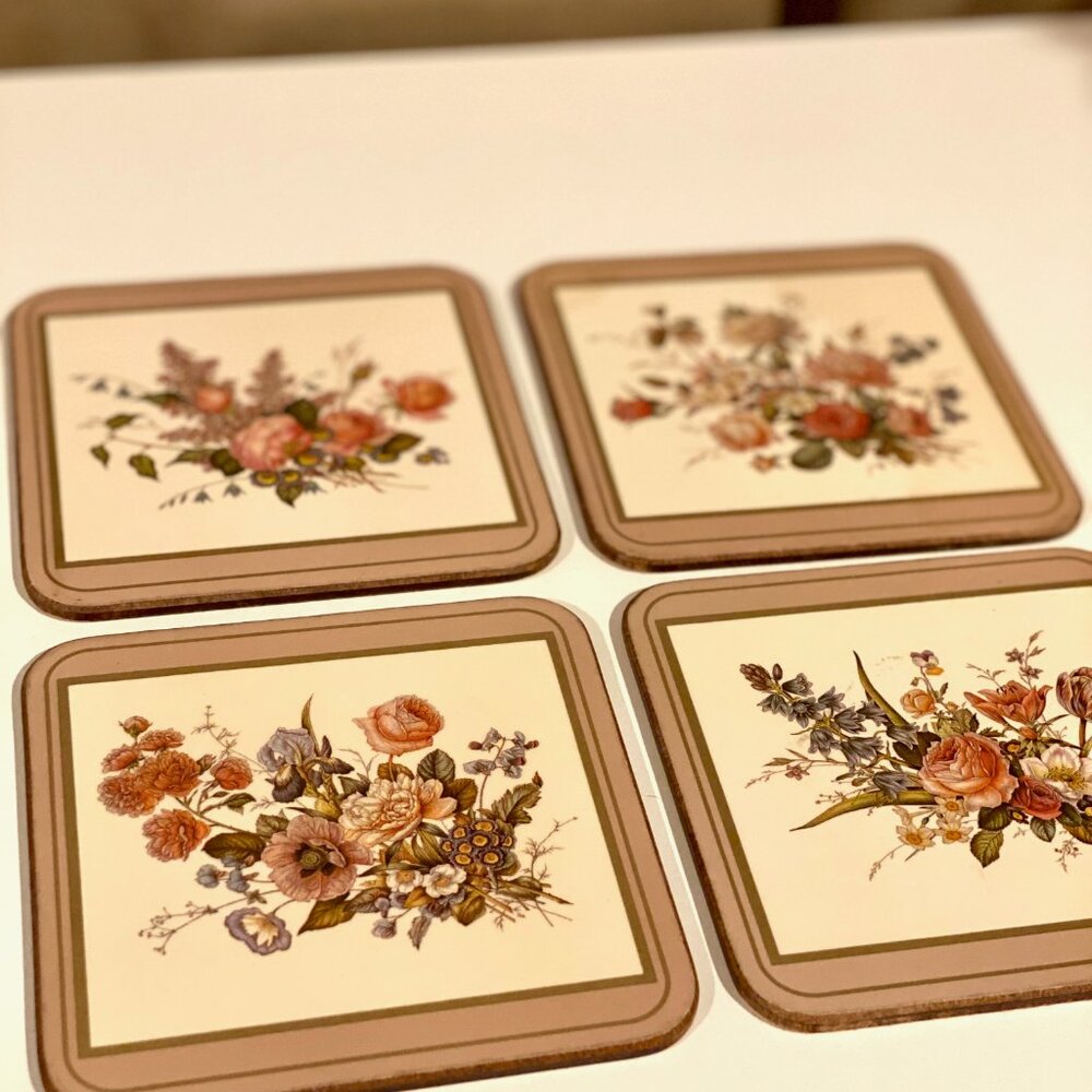 Set of 4 Vintage Floral Coasters with Cork‎ Backing, Made in England - Picture 7 of 8